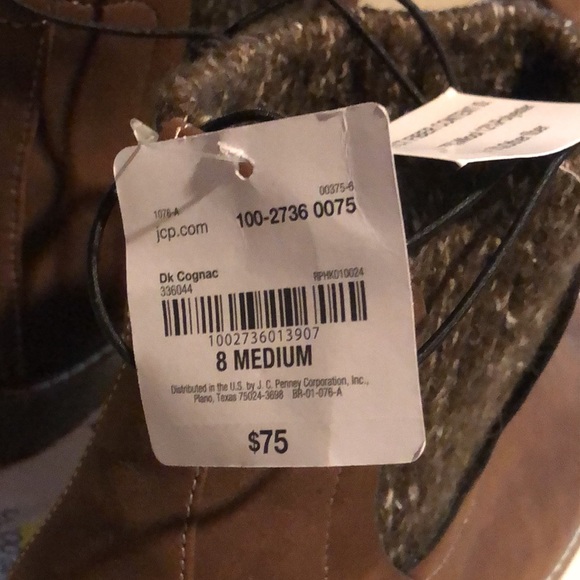 St. John’s Bay Chelsea Boots - Picture 2 of 5